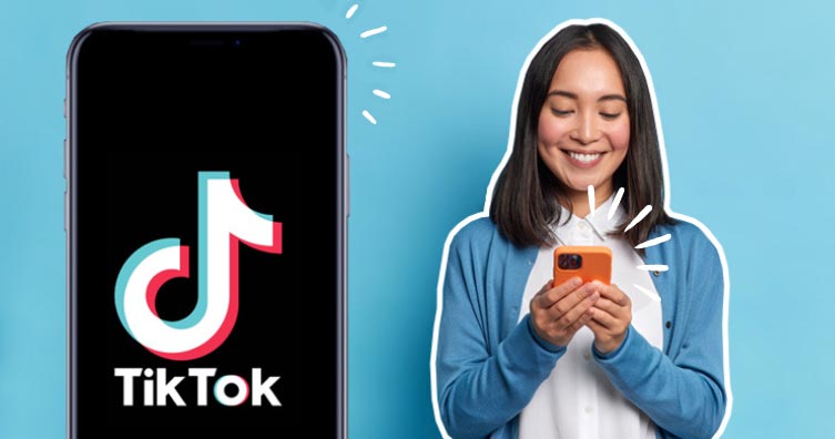 tiktok phone woman 3