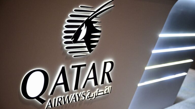 Qatar Airways logo