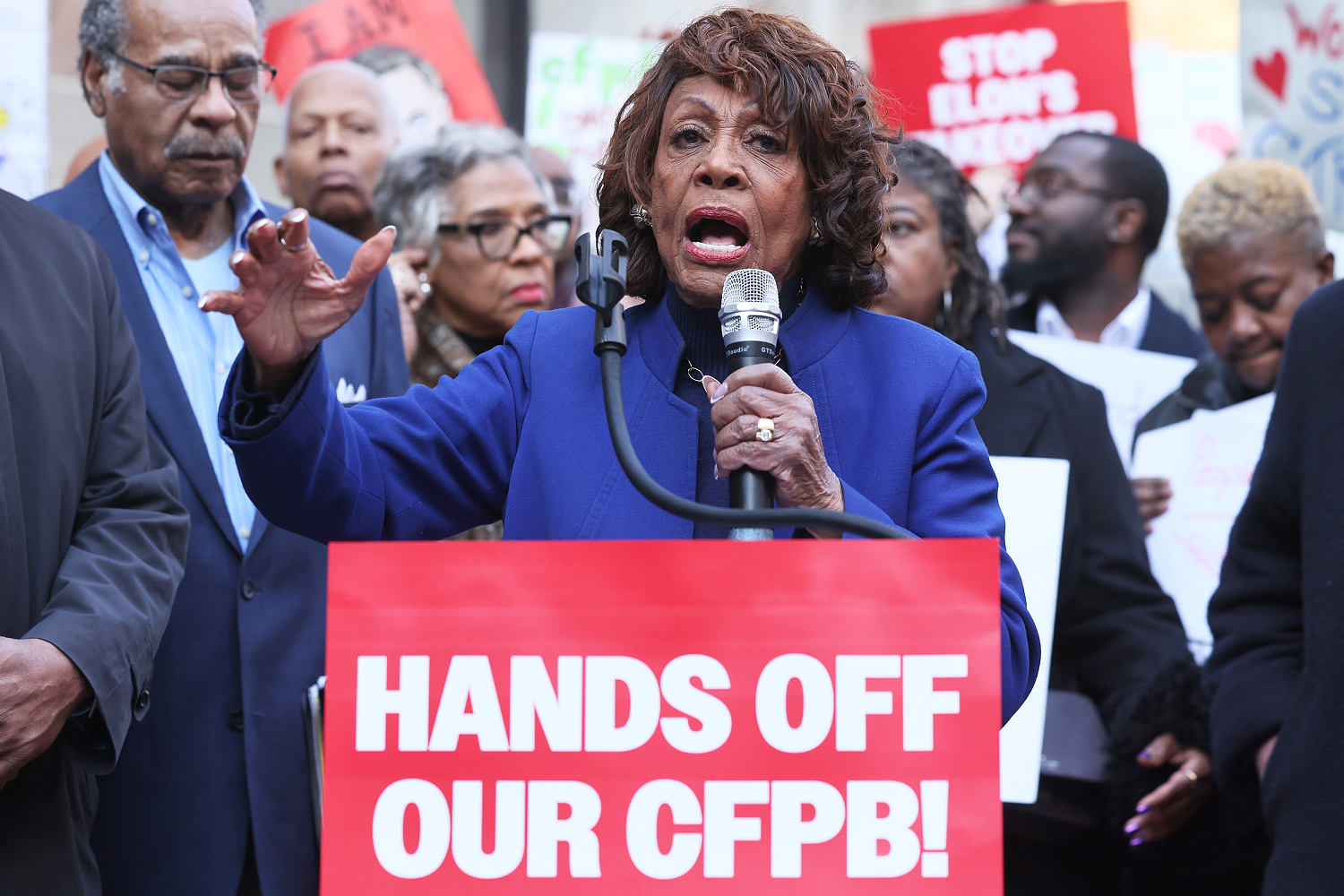 Dogram Dograh Dograh Geborn Gebug Law against Trump Business for Customer Protection Agency