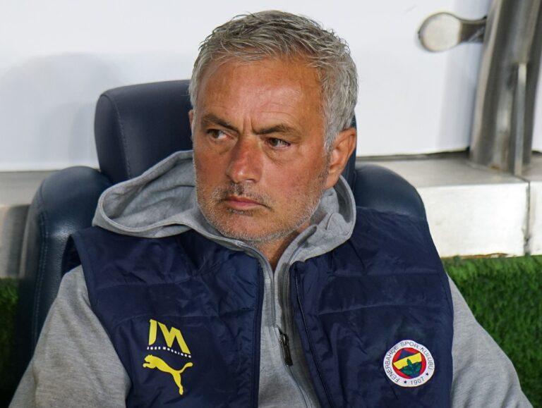 Manager Fenerbahce Jose Mourinho