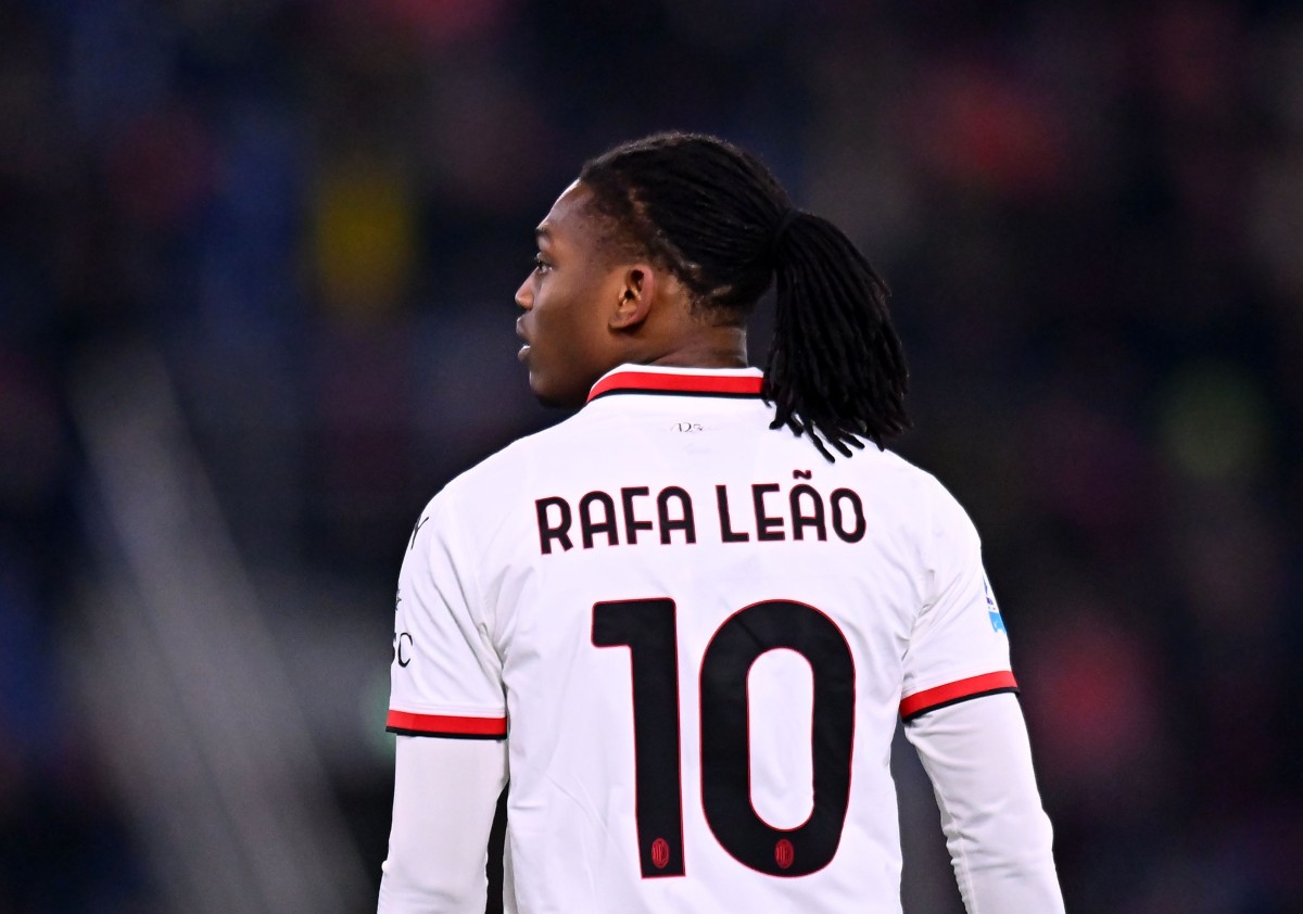 Rafael Leao in action for AC Milan against Bologna