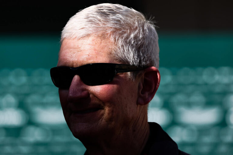 Apple scoring large wins with 'F1,' but AI there is still a major problem in Cipertino