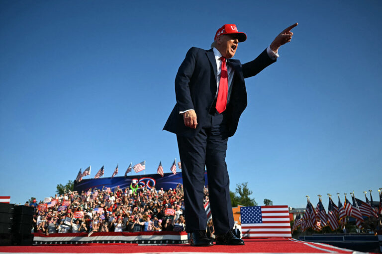 Trump with antisemitic slur in promotional speech