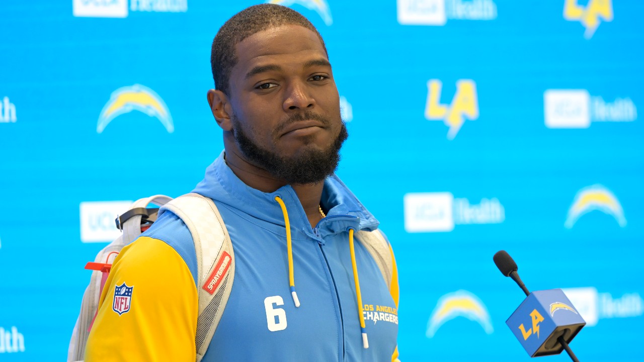 Chargers LB Danzzzzan Weapon Weapon Arrests and stays in jail