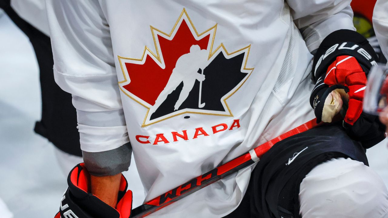 Hitky Canada announce HLinka GRETZKKY cup router