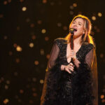 Kelly Clarkson says he Hay-Husband has sick, put on August Concert in Las Vegas


