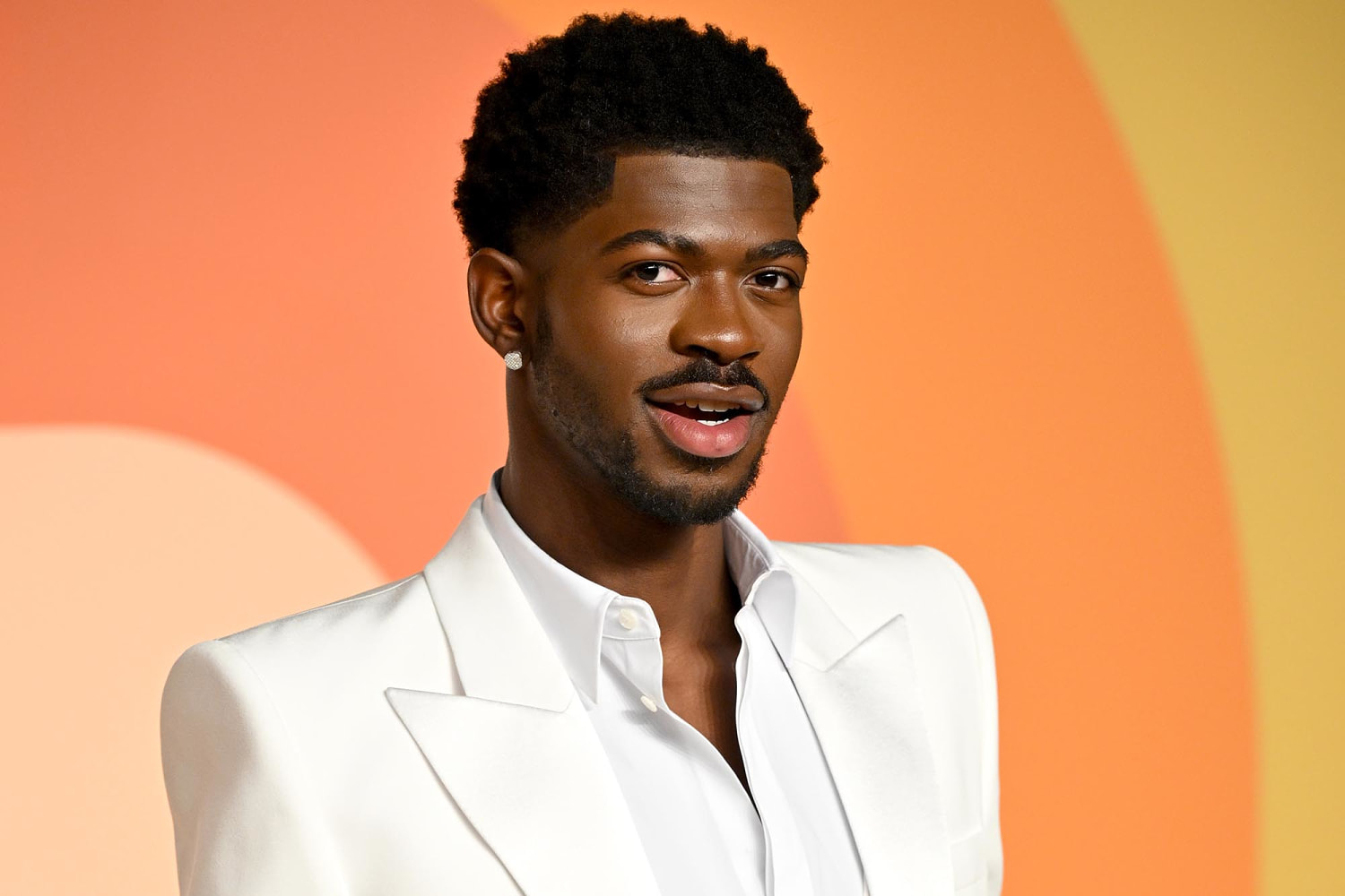 Lil Nas X filled by 4 felonies after partisers when wander naked slowly on the road