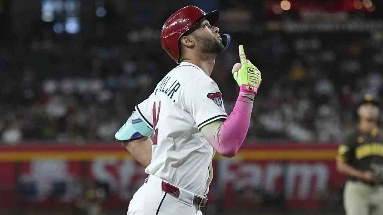 Loads Gorilla makes junior history, 103.9 MPAP to knock for two runs