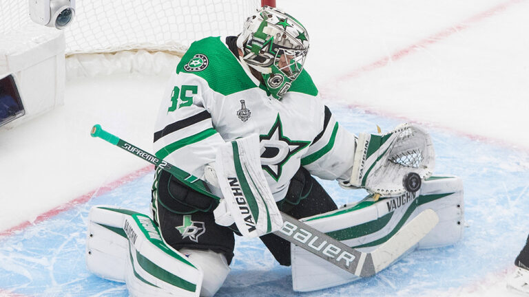 Dallas Stars goaltender Anton Khudobin (35) makes the save against the Tampa Bay Lightning during first period Stanley Cup Final action in Edmonton on Saturday, September 26, 2020. (Jason Franson/CP)