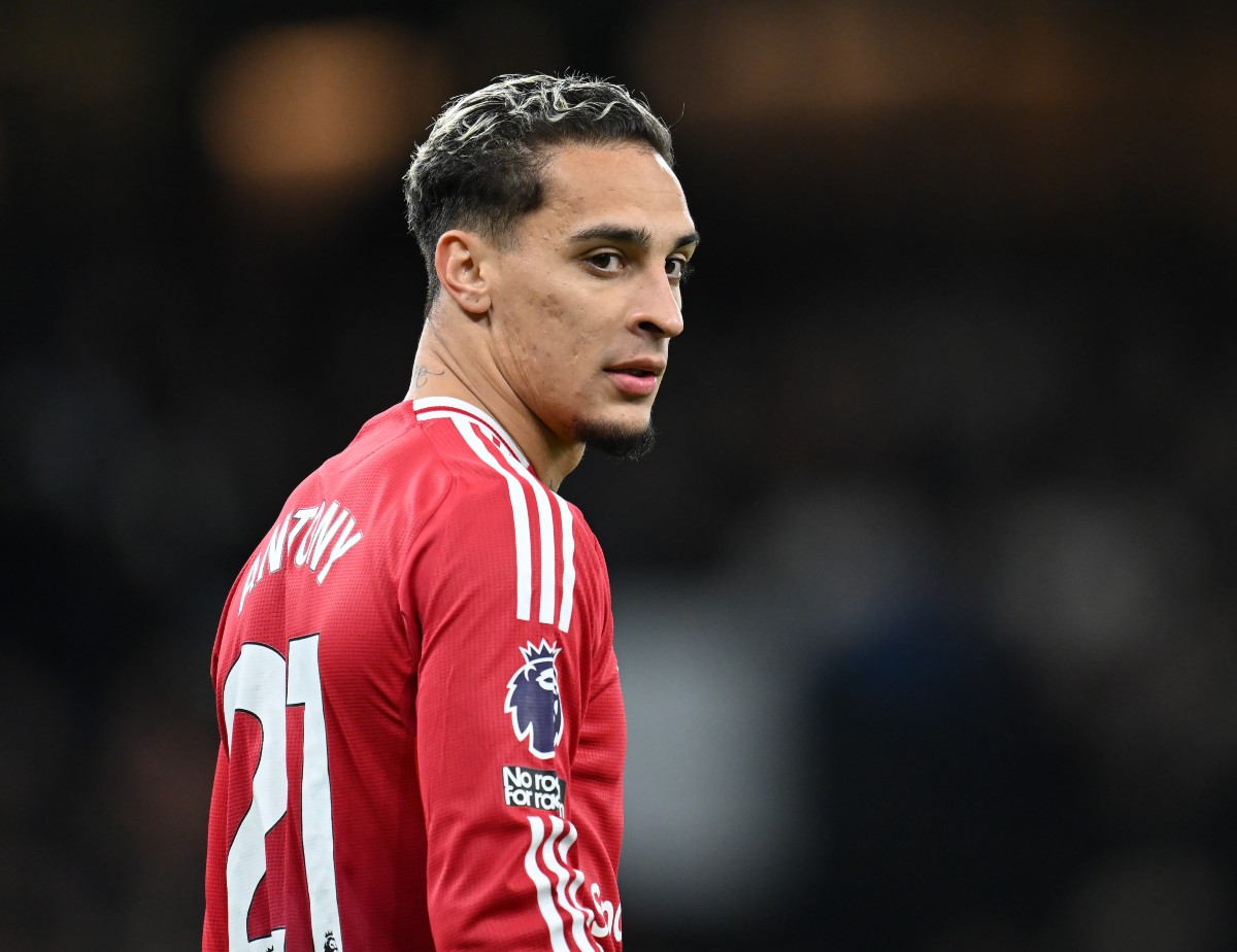 Men unite with Benfica in the loan