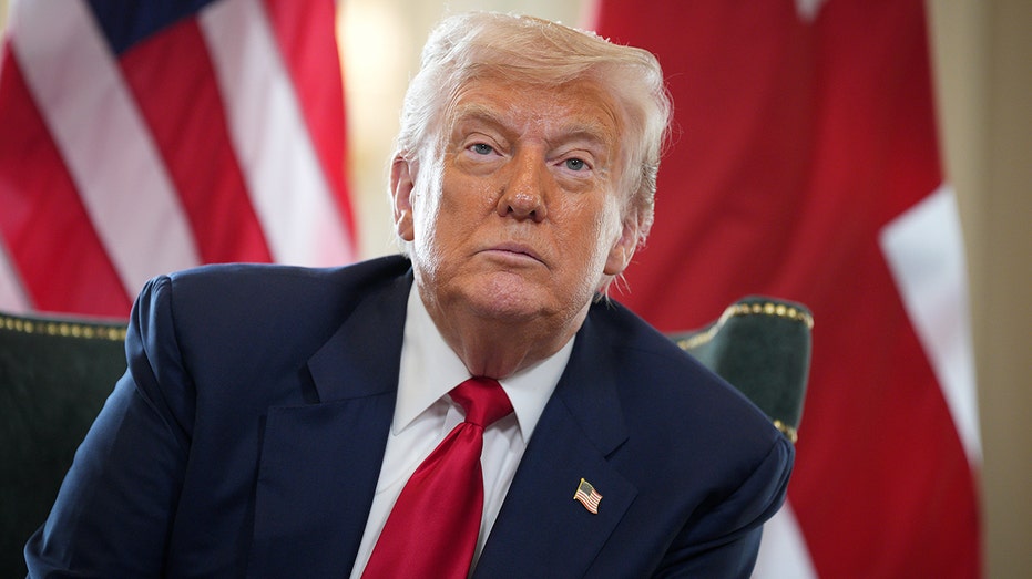 Moynihan responded to Trump Marken Tolls Customer Customer Customer Customer Customer Customer