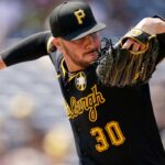 Paul Jones 7 Crush innings cooks the races for the pests Sweeps

