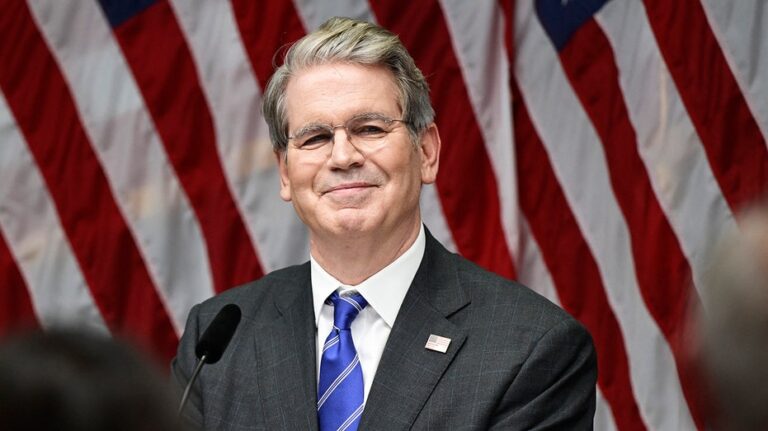 Scott Bessent will not run for the seats that are arranged, will keep the Secretarian