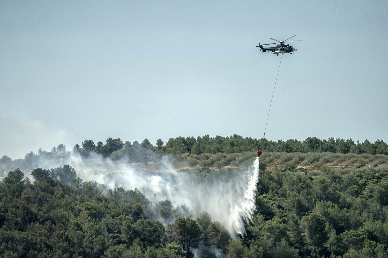 The biggest wildfire of the summer has been specified paris measures and still publishes