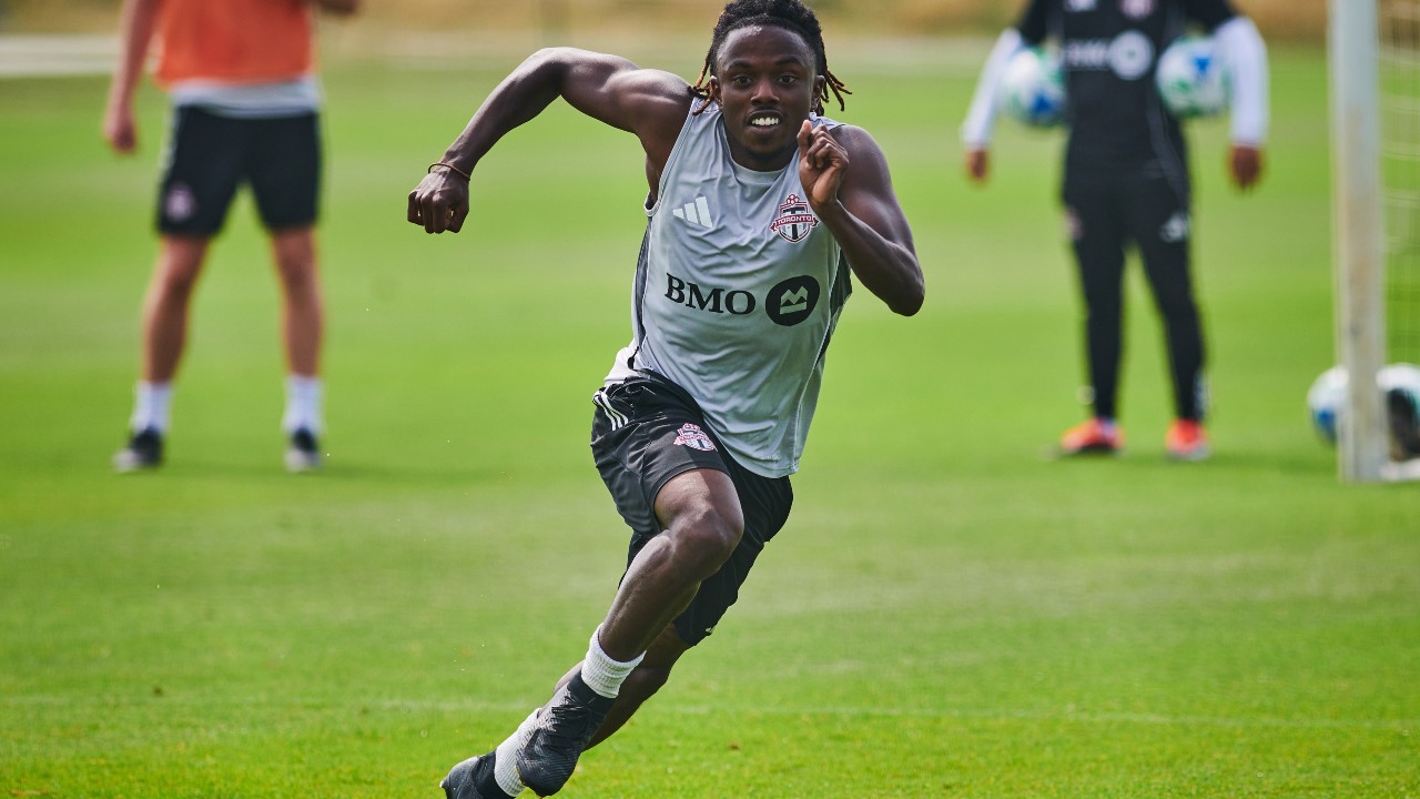 Torrano gets the country of the country of the country, the first team contract
