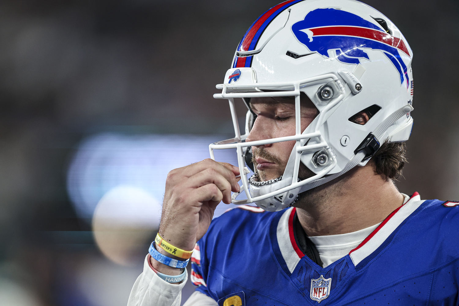 When the arrival of a salt, NFL players can use their own supplies