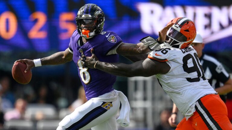 Jackson throws the four three-dys, stronger