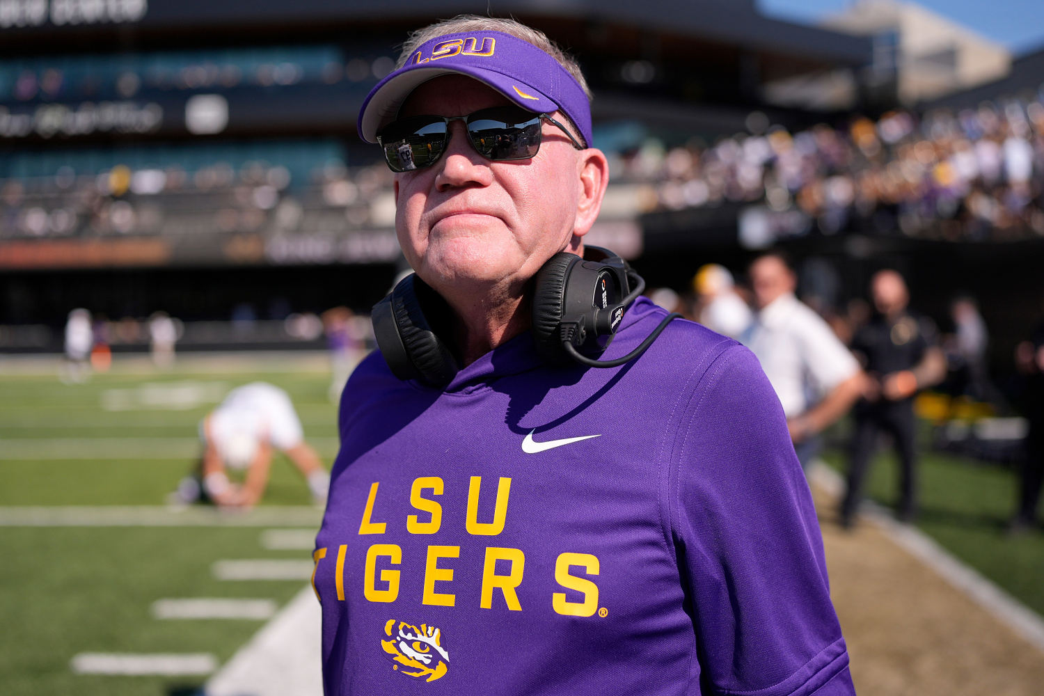 LSU fires head coach Brian Kelly: Report