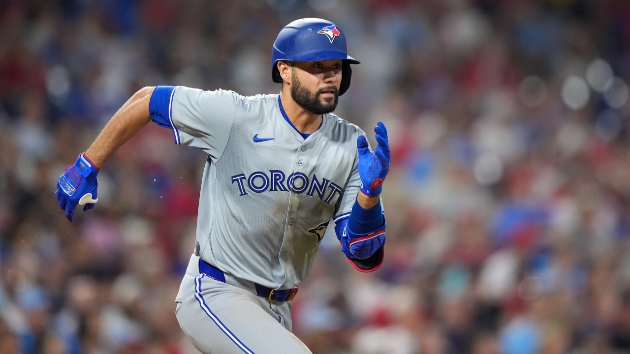 Watch live: Blue Jays talk before World Series Game 4