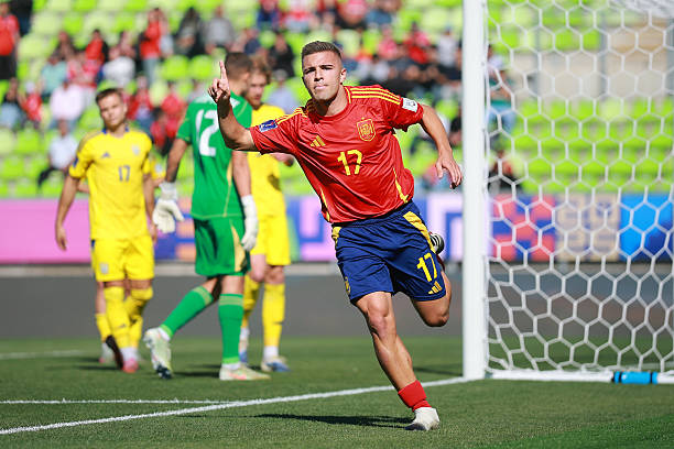 Pablo Garcia celebrates after a winner for Spanish U20s vs Ukraine