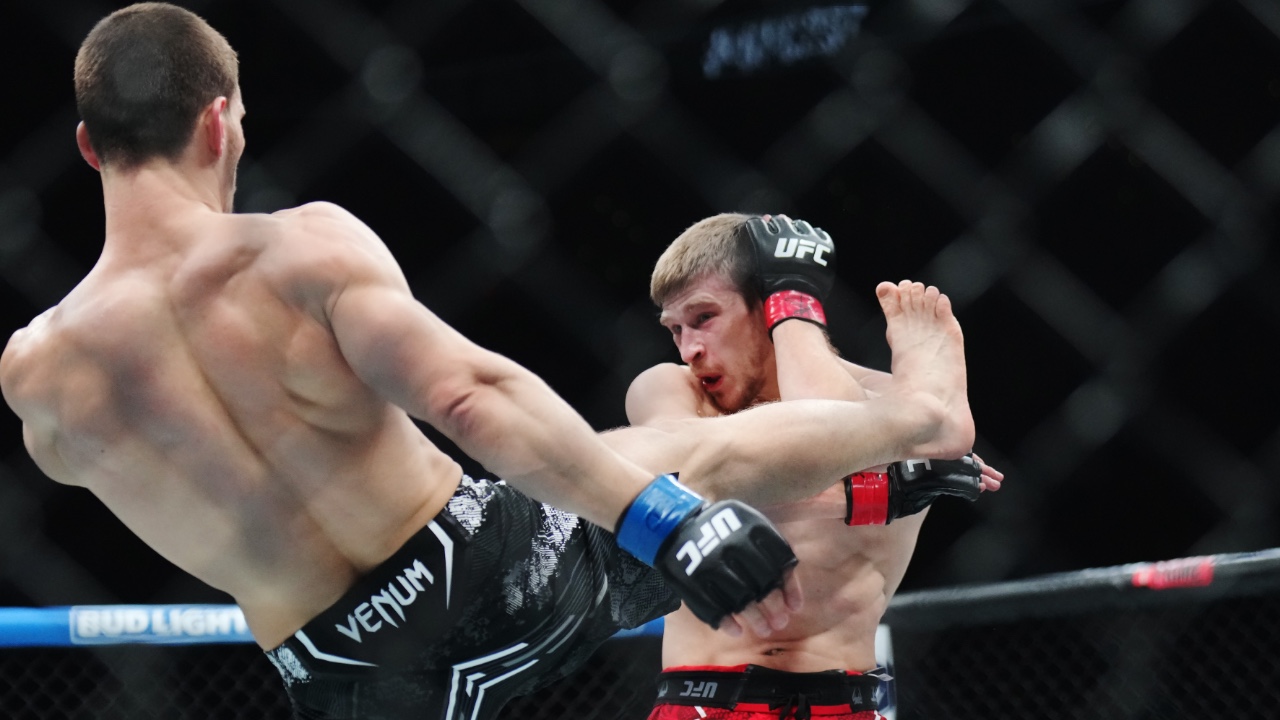 Arnold Allen vs. Jen Silva was headlined at UFC 324 in Las Vegas