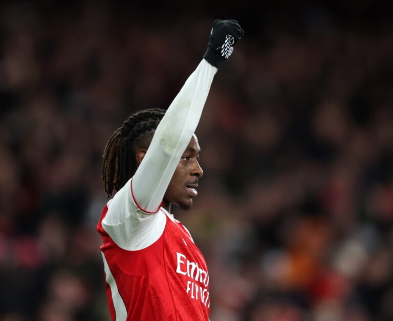 Arsenal Ebsinal eze praised by paul uniform