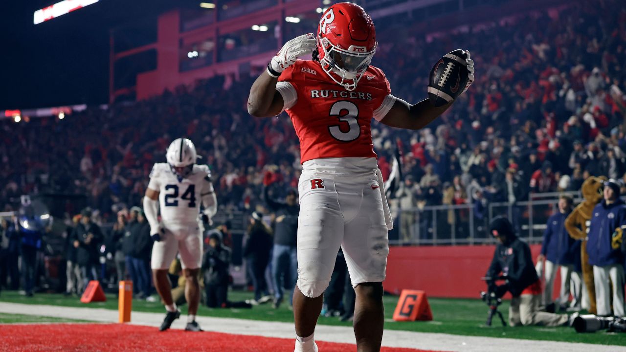 Canada's Raymond rushes for 189 yards, scores 2 TDs in Rutgers' loss to Penn State