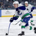 Canucks assigned goalie Jerry Petra to the ELL, recalled forward Jonathan Lakermak

