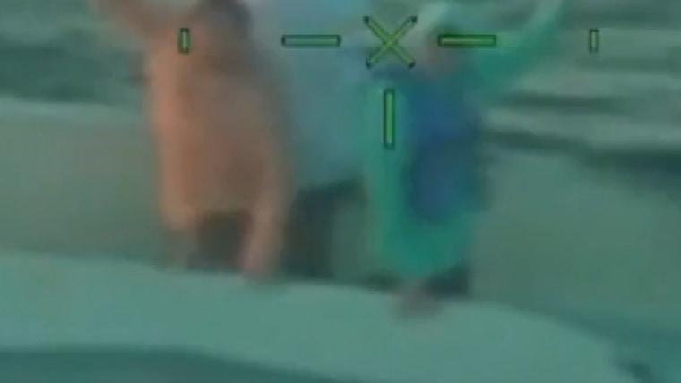 Captain Will rescues a family stranded at sea