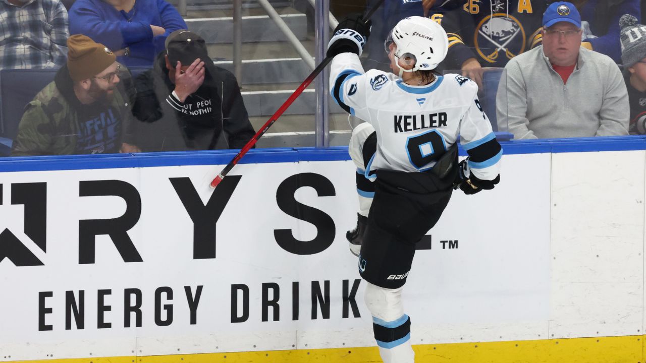 Clayton Keller of Mammoth will play against the Stars after the death of his father