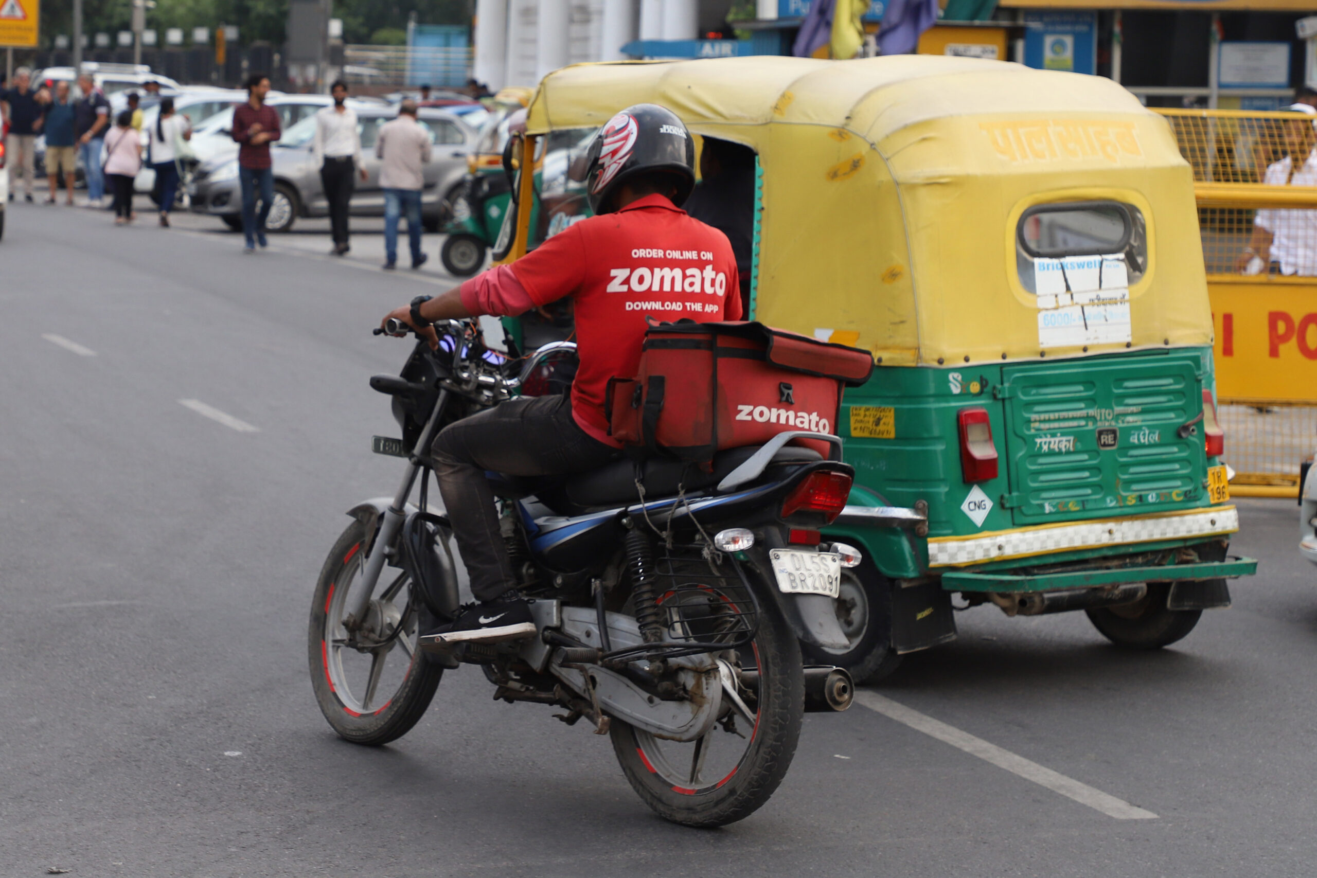 Zomatoon India to deliver food in next 10 minutes