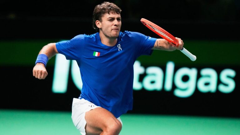 Italy defeated Spain to retain the Davis Cup