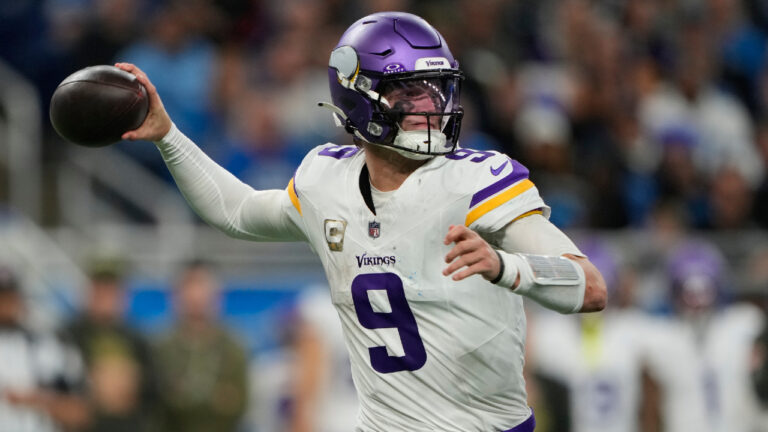 JJ McCarthy threw for two TDs in his comeback as the Vikings defeated the Lions