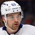 New Maple Leafs off to slow start: 'It's not easy'

