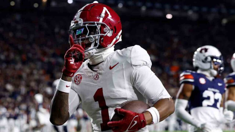 No. 10 Alabama escaped Auburn behind the Simpson-Horton connection