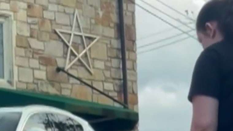 Officials warn people in tenn. Not for the bear