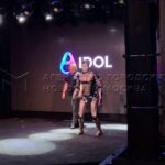 Russia's first human robot falls

