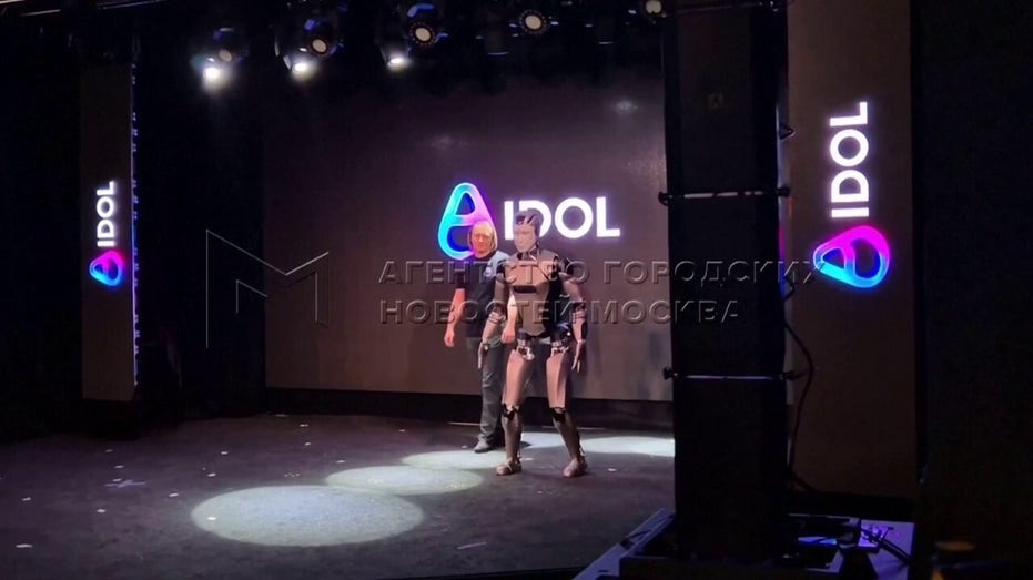 Russia's first human robot falls