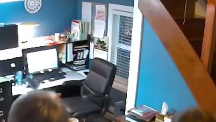 Search the cash register for suspected wine theft