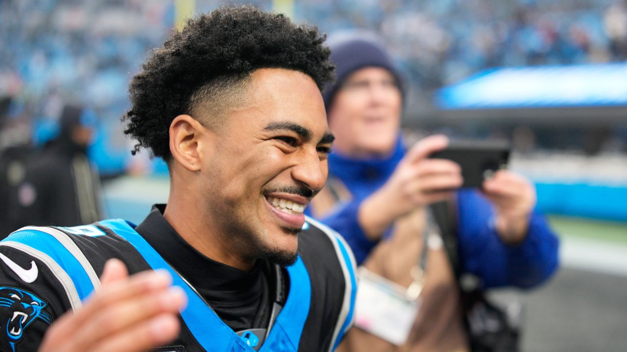 The Panthers take advantage of three turnovers to end the Rams' six-game winning streak