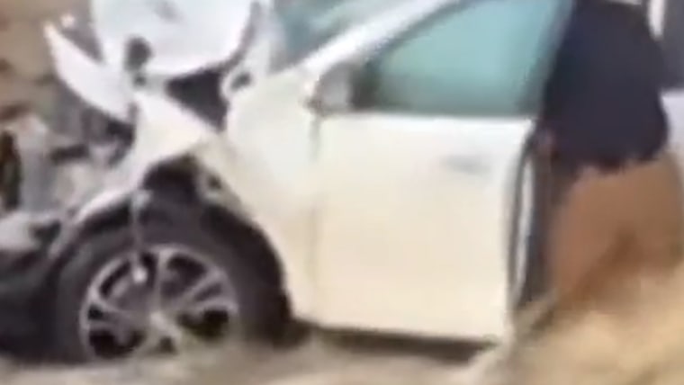 Two teenagers rescued from floods in Mississippi