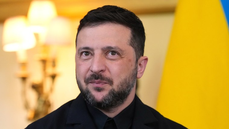 We and Ukraine hold talks amid Russia's wish list'