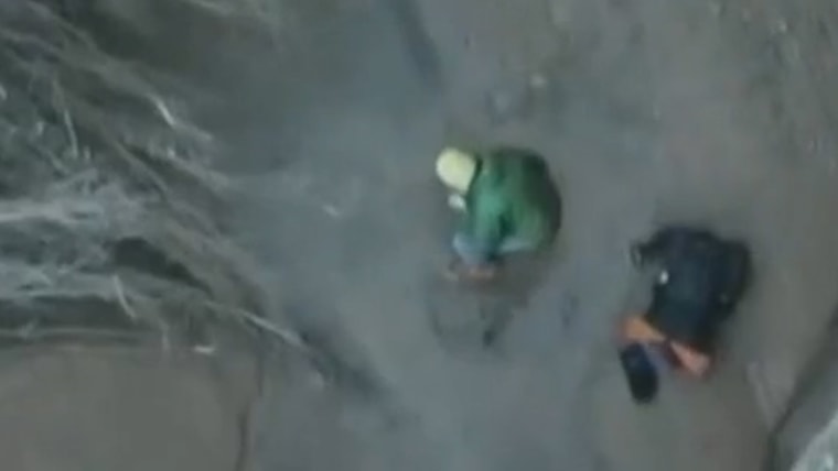 Hiker Hiker rescue from Findsand in Utah