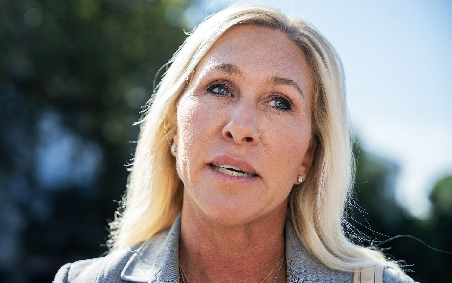 Marjorie taylor green bowed to guide