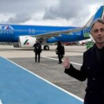 Pao Loo's aircraft became a successful aircraft repairer

