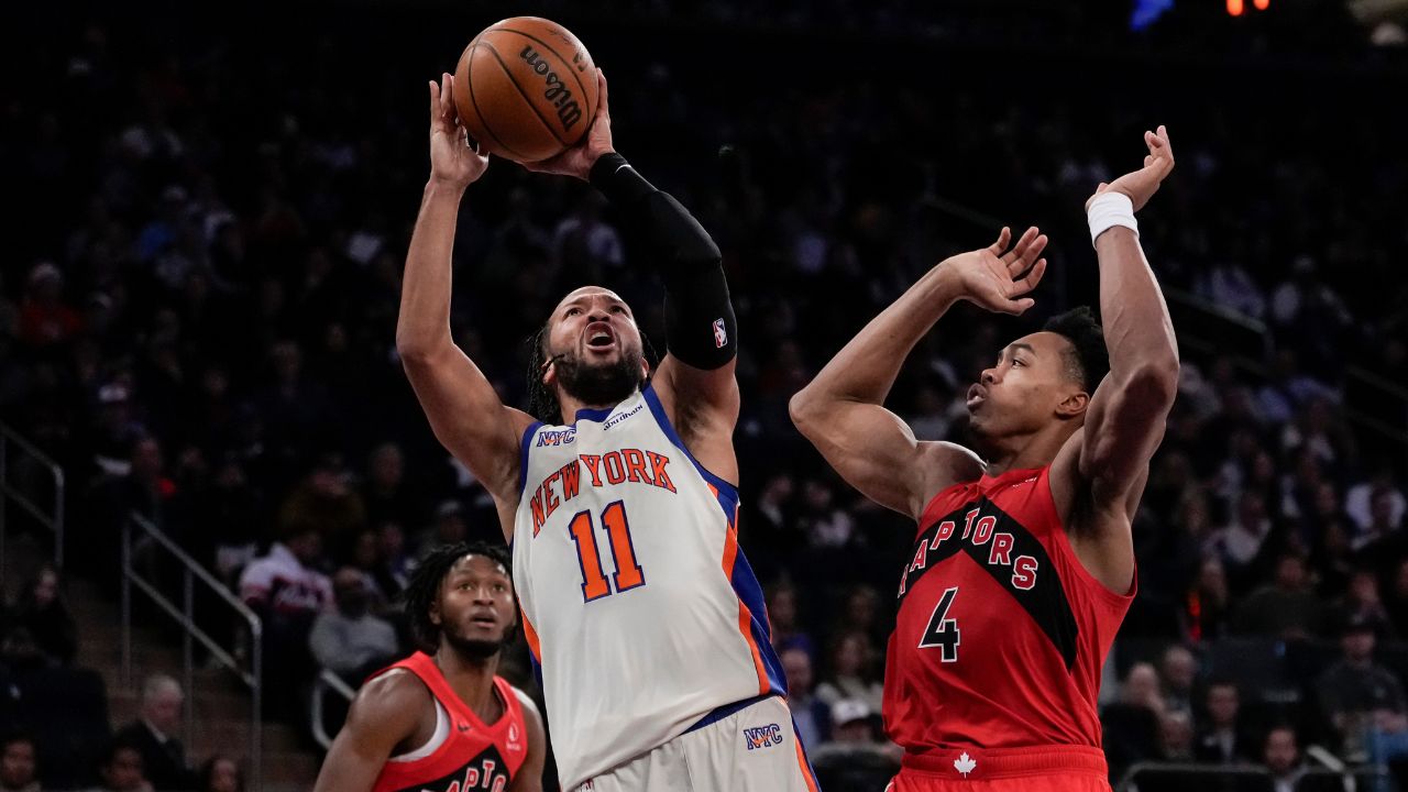 The shorthanded Raptors lost to the Knicks for their second straight loss